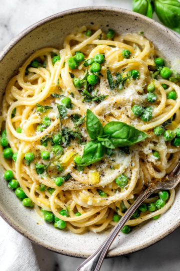 A comforting bowl of Pasta e Piselli with peas and pasta, showcasing fall flavors in a quick stovetop dish.